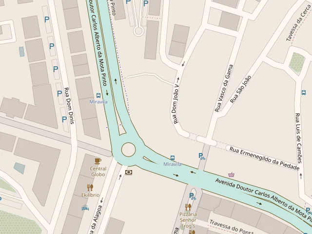 Map: Lucky Baby Bow is at Centro Comercial Miravila on Rua D. João V, Quarteira, near Millennium bcp and the octopus roundabout.