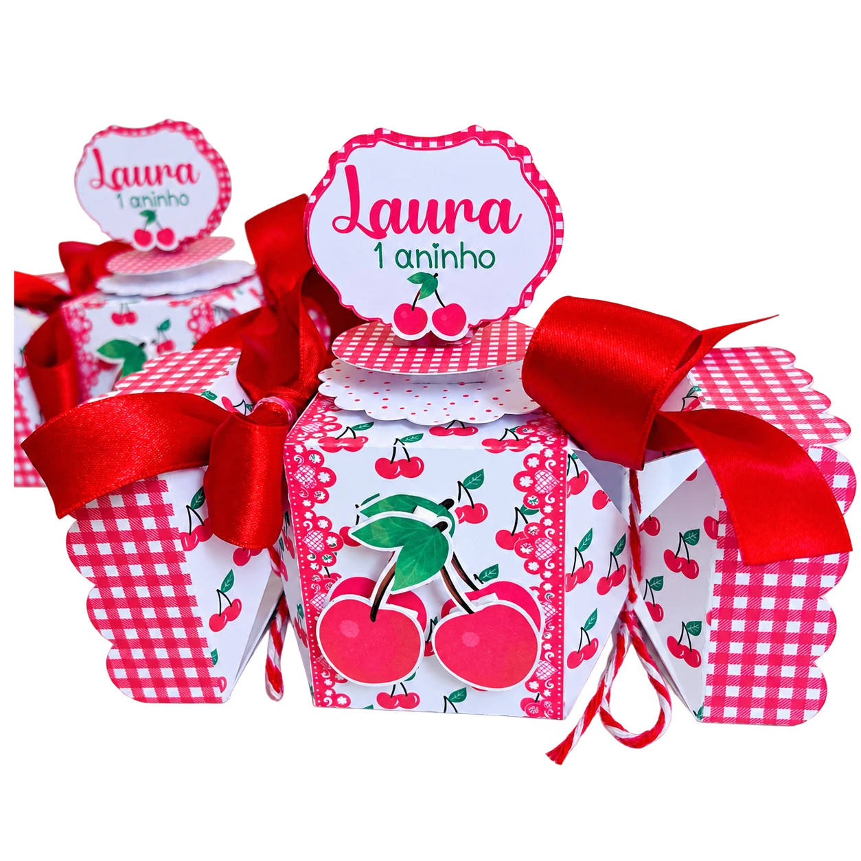 Caixa para festas. Para apresentar doces ou lembranças, personalizada com nome e tema.
